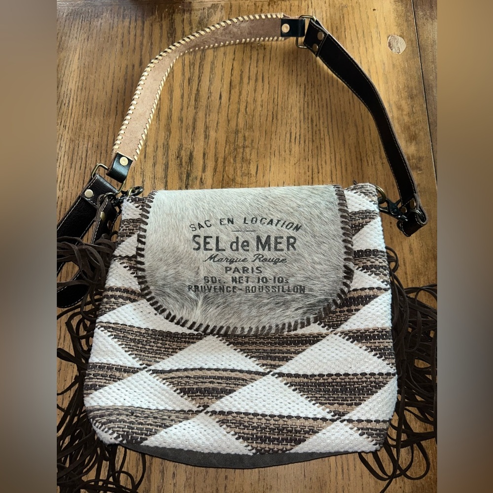 Myra crossbody bag